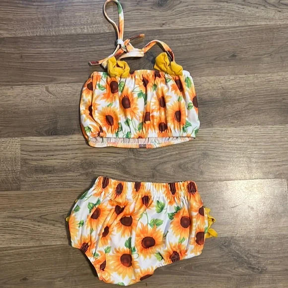 Sunflower Swim Suit Size 6-12 months - Picture 1 of 2